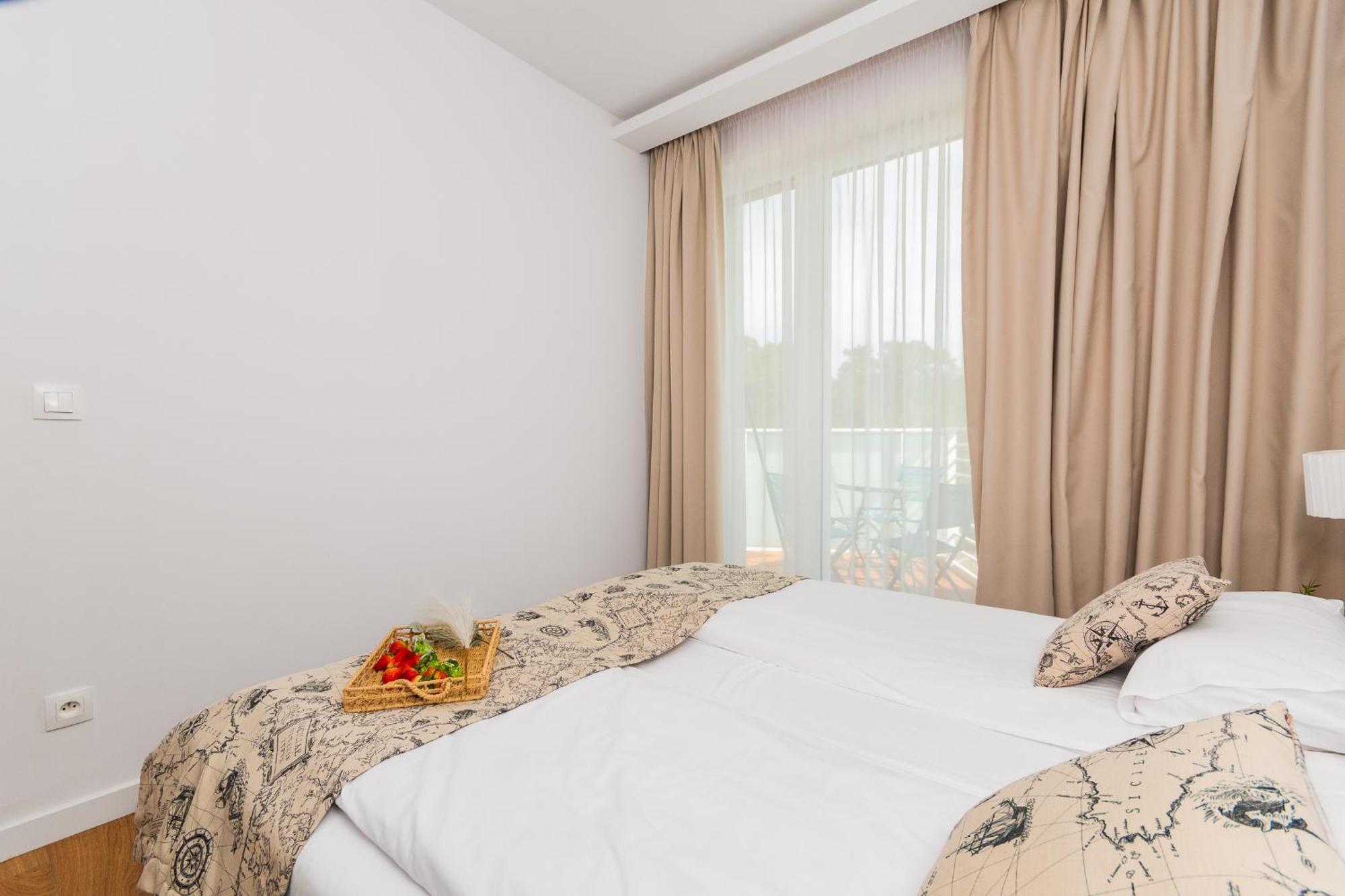 Apartamenty Mierzeja - Marina, Katy Rybackie, 100 M Od Zalewu Wislanego Extérieur photo